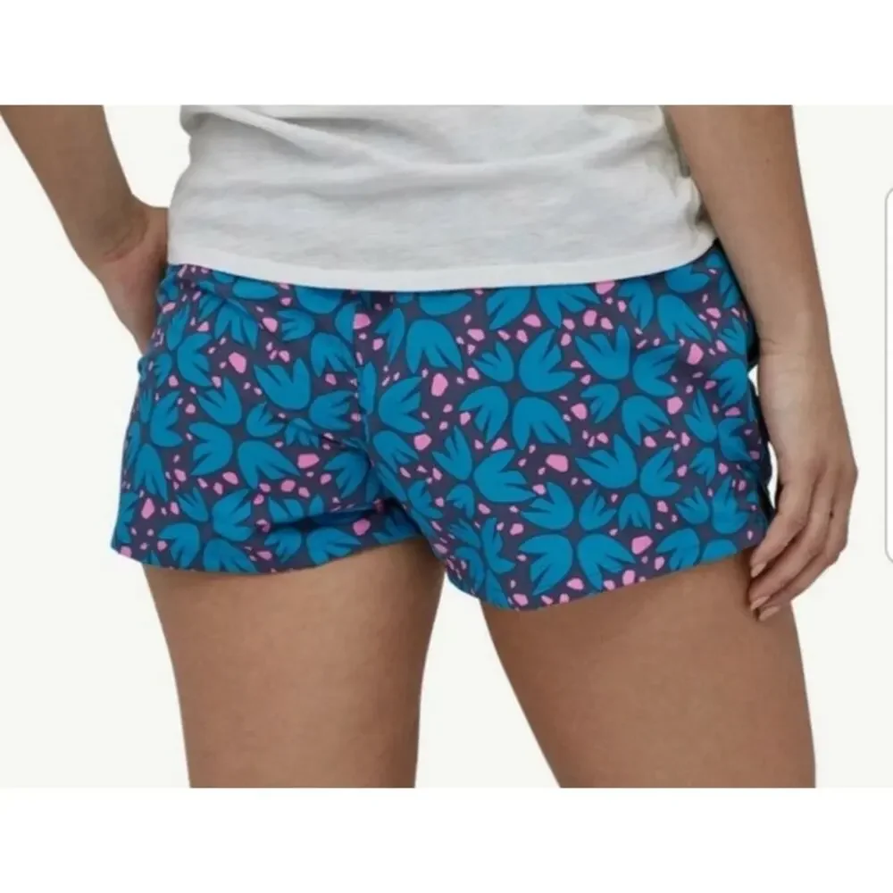 Patagonia womens barely baggies 2.5